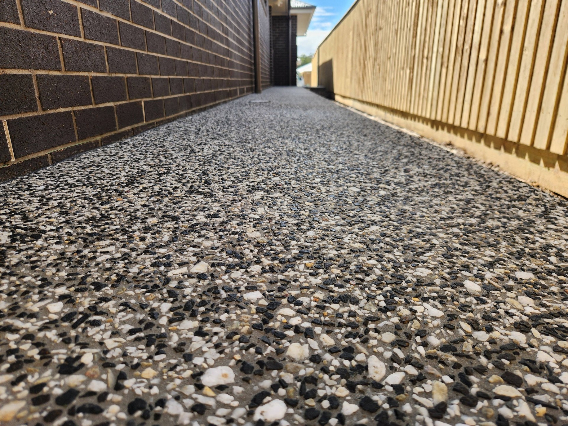 Side Path Exposed Finish